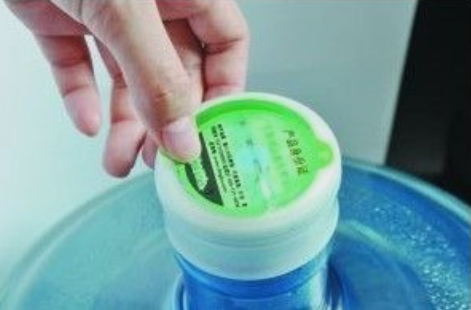 桶裝水二維碼防偽標(biāo)簽微信營銷及制作過程