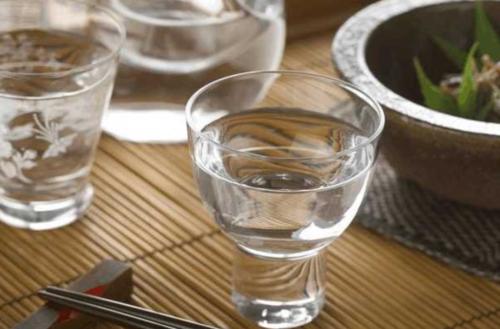 白酒防竄貨追溯系統(tǒng)解決的問題與實(shí)現(xiàn)流程